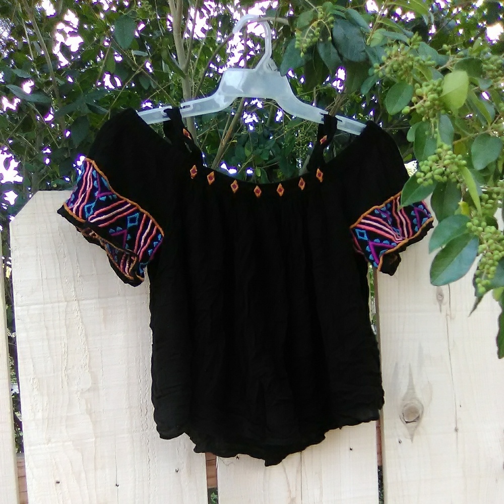 Boho embroidered off the shoulder flowy top